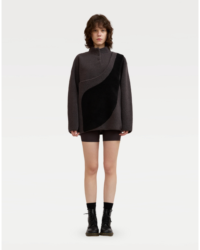 Fleece Pullover with Built-In Kangaroo Pouch Carrier in Black & Grey