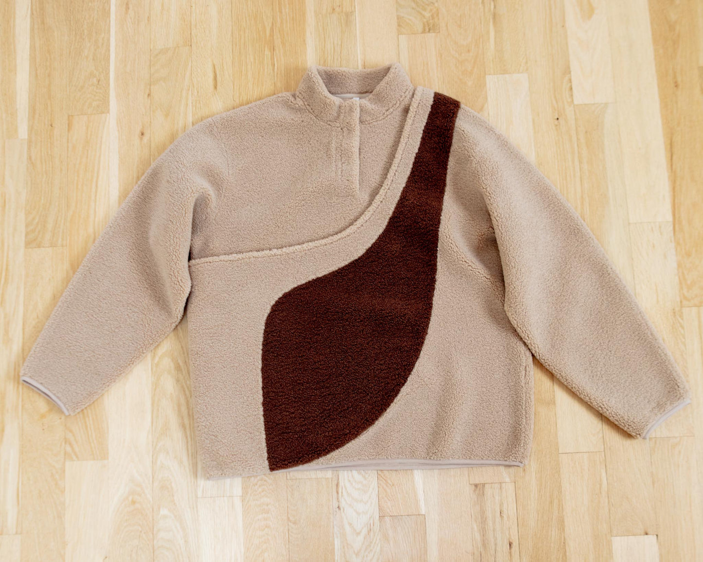 Fleece Pullover with Built-In Pet Pouch Carrier in Classic Tan