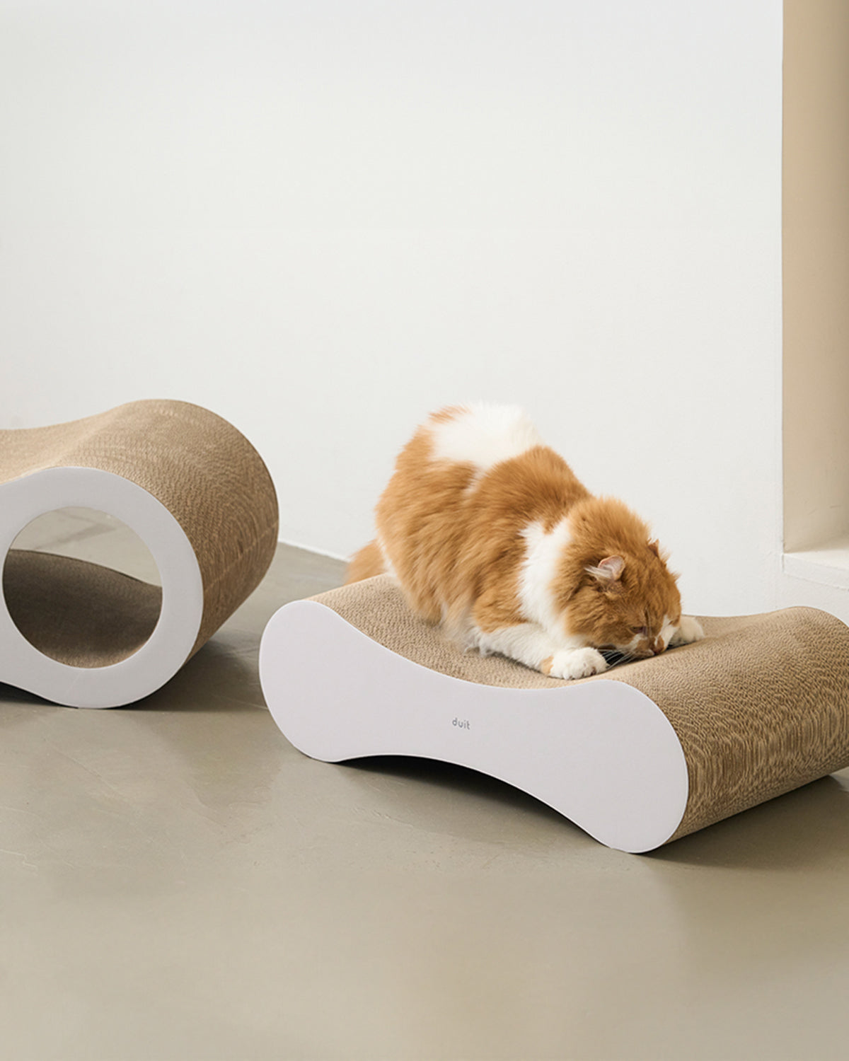 PEANUT CAT SCRATCHER BOARD